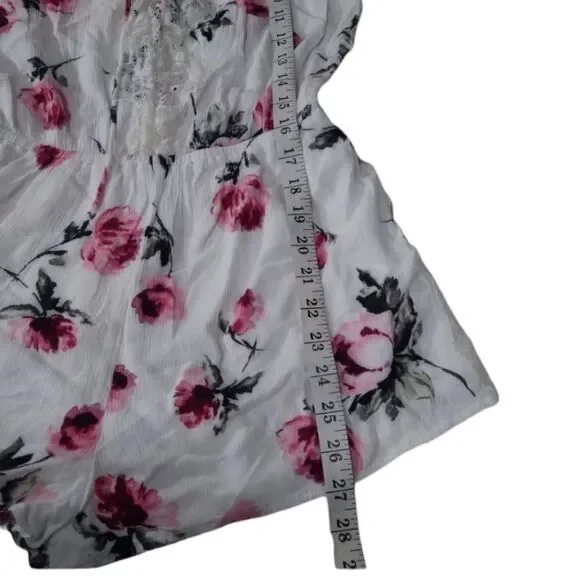 Floral and lace romper M - Picture 4 of 5